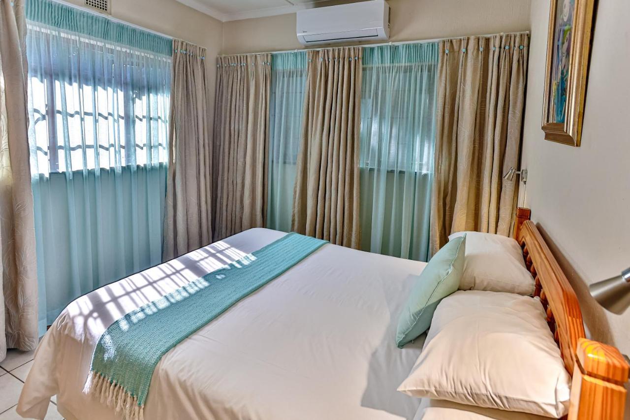 Zuider Zee Guest House Ballito Exterior foto