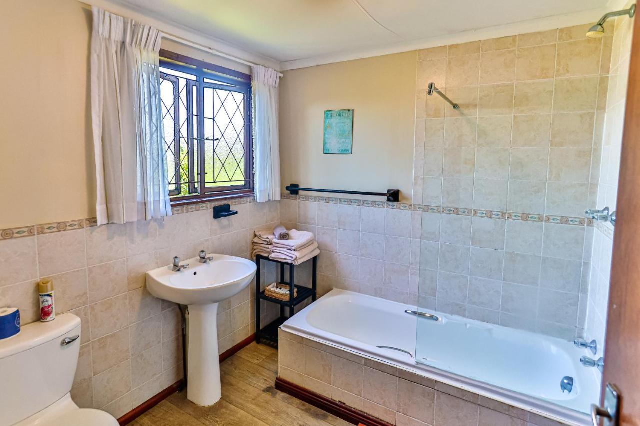 Zuider Zee Guest House Ballito Exterior foto